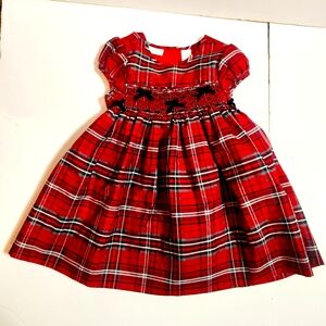 Baby girl Christmas dress size: 12 months